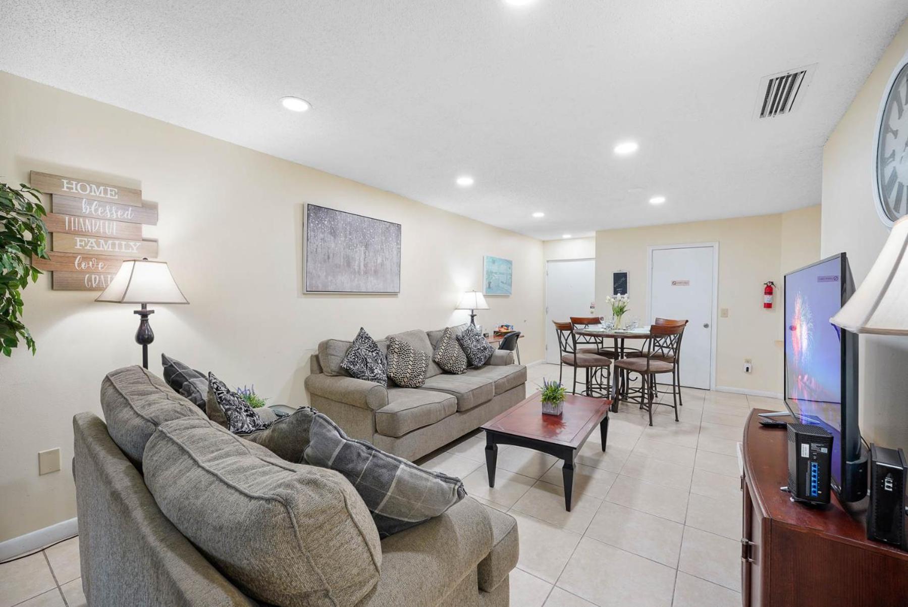 3608 Orlando Vacational 1St Floor Apartment Exterior photo